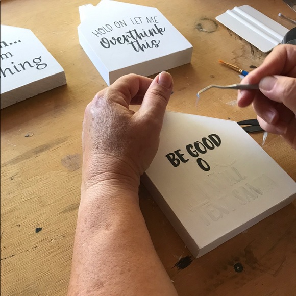 Farmhouse “Be Good Or I Will Text Santa” Wood Mini House - Picture 5 of 5